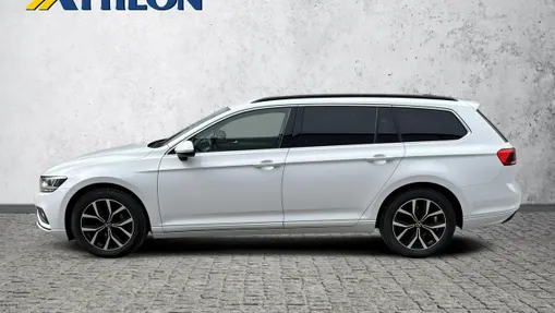 VOLKSWAGEN Passat -