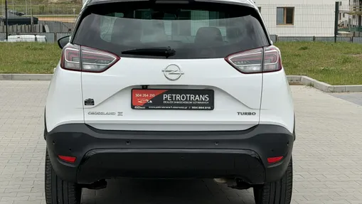 OPEL Crossland X -