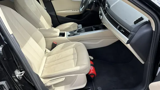 AUDI A4 -