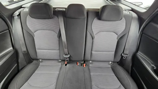 HYUNDAI i30 -