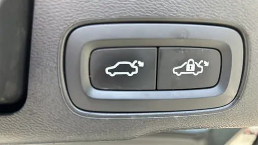 VOLVO XC60 -