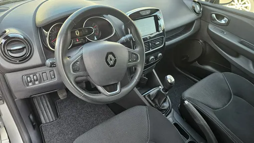 RENAULT Clio -