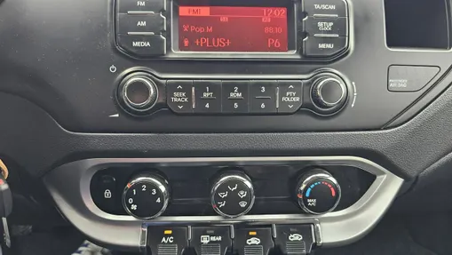 KIA Rio -