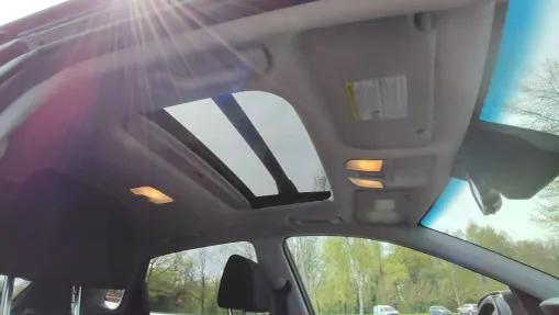 HYUNDAI Kona -