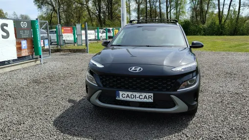 HYUNDAI Kona -