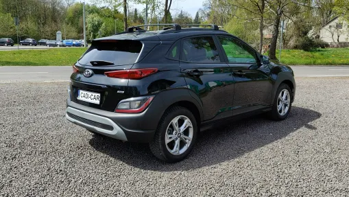 HYUNDAI Kona -
