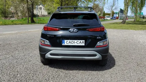 HYUNDAI Kona -