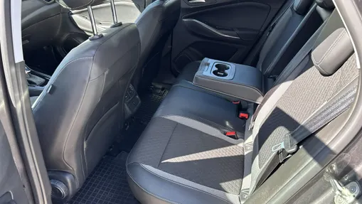 OPEL Grandland X -