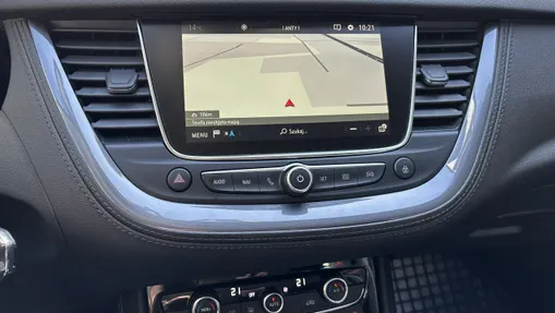 OPEL Grandland X -