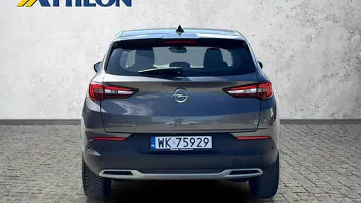 OPEL Grandland X -