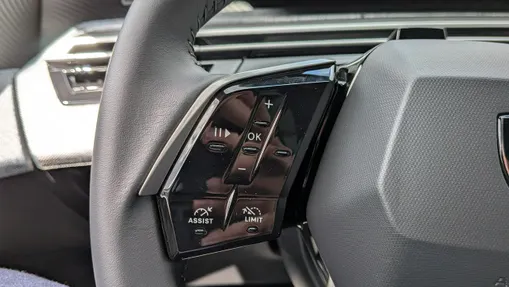 PEUGEOT 3008 -