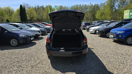 MAZDA 6 -