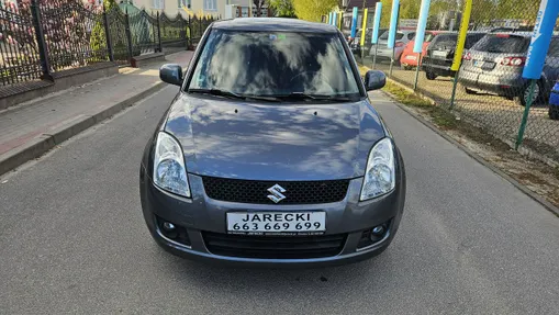 SUZUKI Swift -