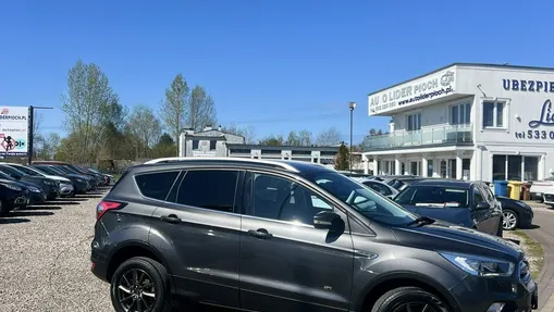 FORD Kuga -