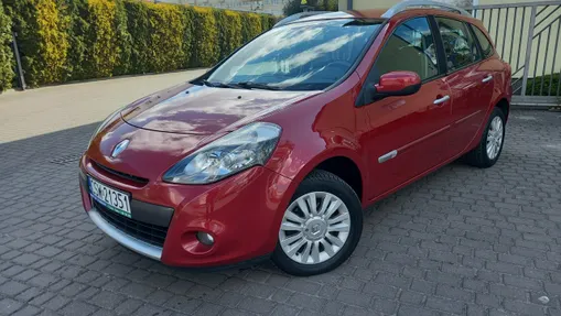 RENAULT Clio -