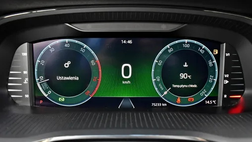 SKODA Octavia -