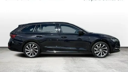 SKODA Octavia -