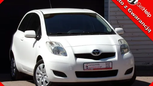TOYOTA Yaris -