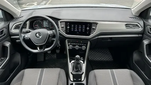 VOLKSWAGEN T-ROC -