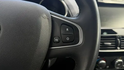 RENAULT Clio -