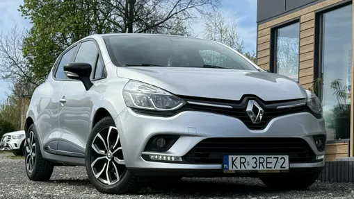 RENAULT Clio -