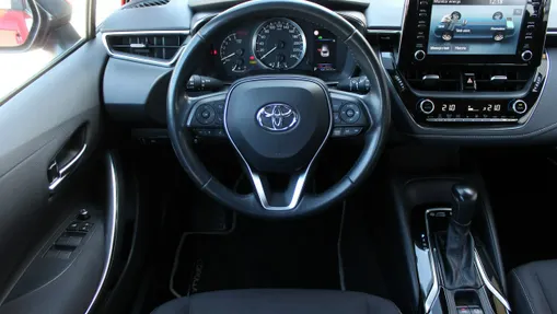 TOYOTA Corolla -