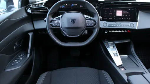PEUGEOT 308 -