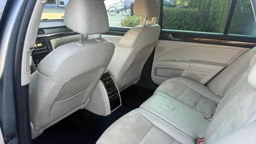 SKODA Superb -