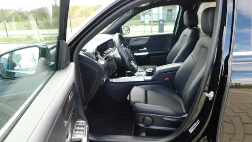 MERCEDES-BENZ GLB -