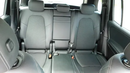 MERCEDES-BENZ GLB -