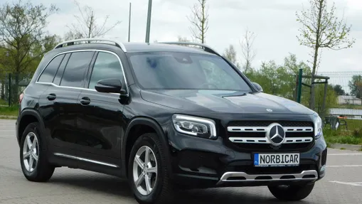 MERCEDES-BENZ GLB -