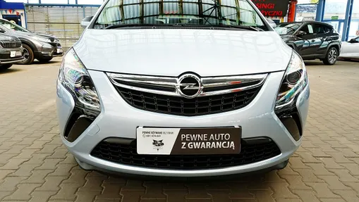 OPEL Zafira -