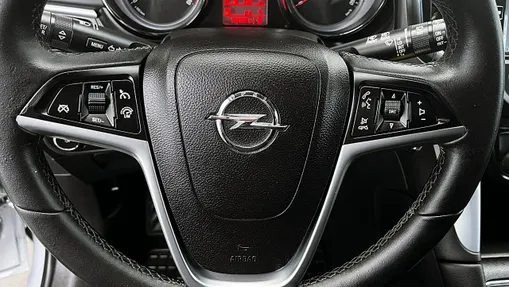 OPEL Zafira -