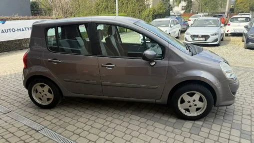 RENAULT Modus -