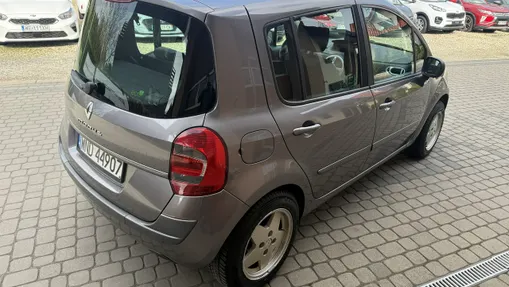 RENAULT Modus -
