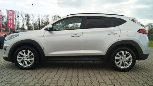 HYUNDAI Tucson -