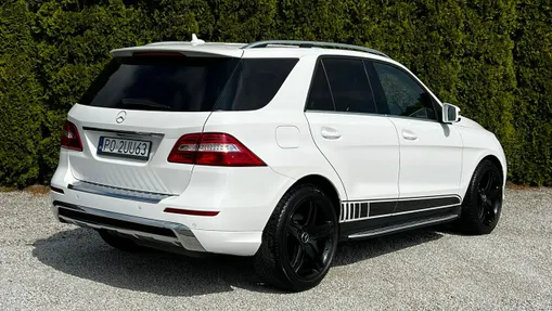 MERCEDES-BENZ ML -