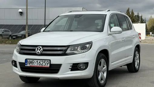 VOLKSWAGEN Tiguan -