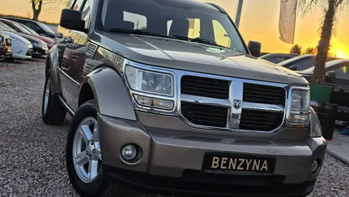 DODGE Nitro -