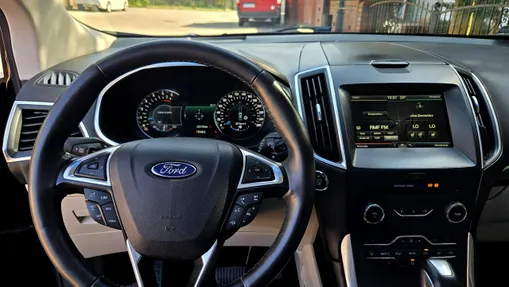 FORD Edge -