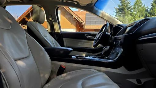 FORD Edge -