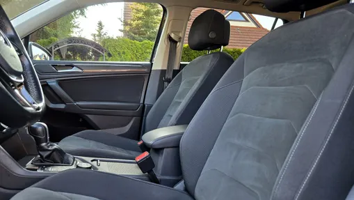 VOLKSWAGEN Tiguan -