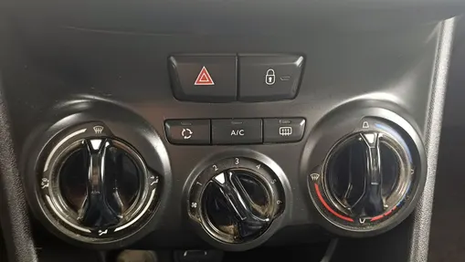 PEUGEOT 2008 -