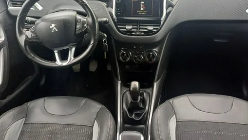 PEUGEOT 2008 -