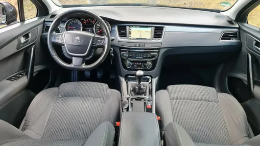 PEUGEOT 508 -