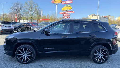 JEEP Cherokee -