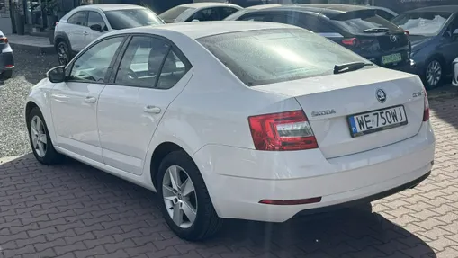 SKODA Octavia -