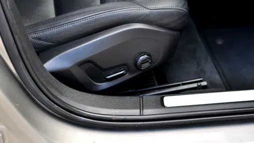 VOLVO V60 -