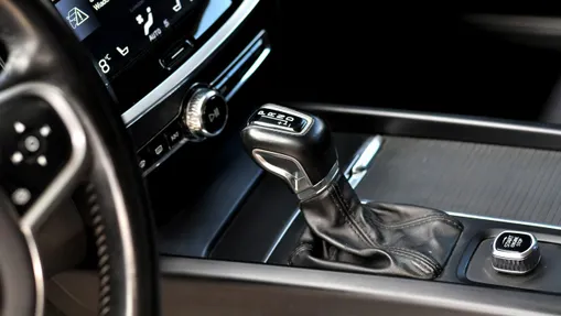 VOLVO V60 -
