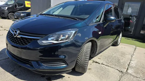 OPEL Zafira -